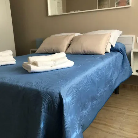 Deluxe *